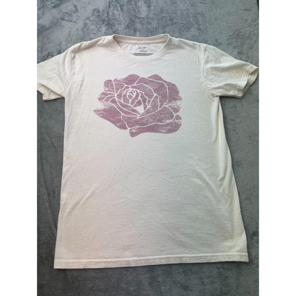 Maurices Women Beige Rose Graphic T-Shirt Cotton Short Sleeve Small